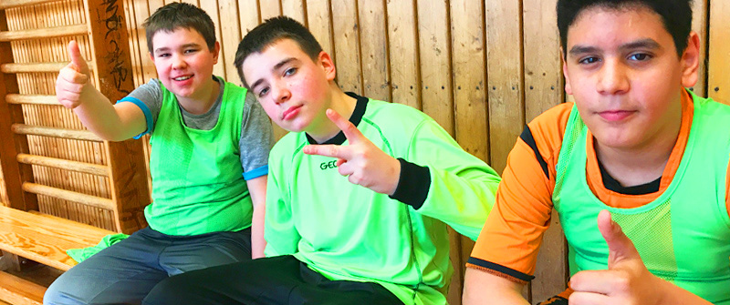 Schulsozialarbeit an der Charlotte-Pfeffer-Schule, Grundschule und Schule der Sekundarstufe I und II mit dem sonderpädagogischen Förderschwerpunkt "Geistige Entwicklung", in der Sporthalle (Kopie) Schulsozialarbeit an der Charlotte-Pfeffer-Schule, Grundschule und Schule der Sekundarstufe I und II mit dem sonderpädagogischen Förderschwerpunkt "Geistige Entwicklung", in der Sporthalle