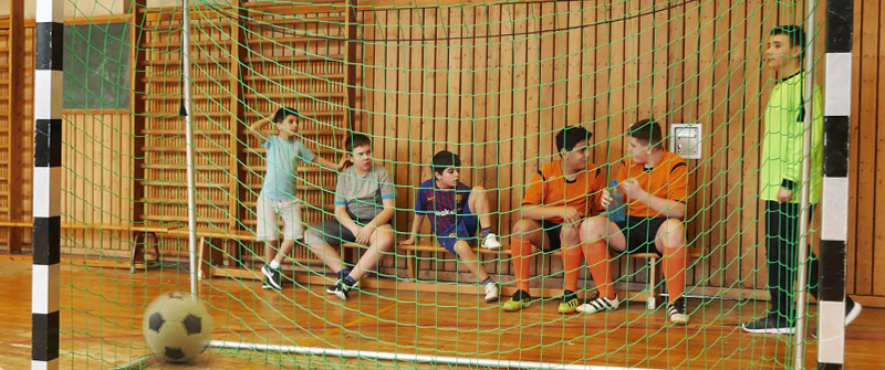 Schulsozialarbeit an der Charlotte-Pfeffer-Schule, Grundschule und Schule der Sekundarstufe I und II mit dem sonderpädagogischen Förderschwerpunkt "Geistige Entwicklung", in der Sporthalle Schulsozialarbeit an der Charlotte-Pfeffer-Schule, Grundschule und Schule der Sekundarstufe I und II mit dem sonderpädagogischen Förderschwerpunkt "Geistige Entwicklung", in der Sporthalle