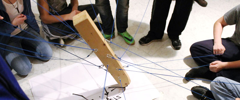Schulsozialarbeit an der Schule am Wildgarten, Grundschule und Schule der Sekundarstufe I mit dem Förderschwerpunkt „Lernen“, Berlin Treptow-Köpenick, Gruppenspiel Schulsozialarbeit an der Schule am Wildgarten, Grundschule und Schule der Sekundarstufe I mit dem Förderschwerpunkt „Lernen“, Berlin Treptow-Köpenick, Gruppenspiel